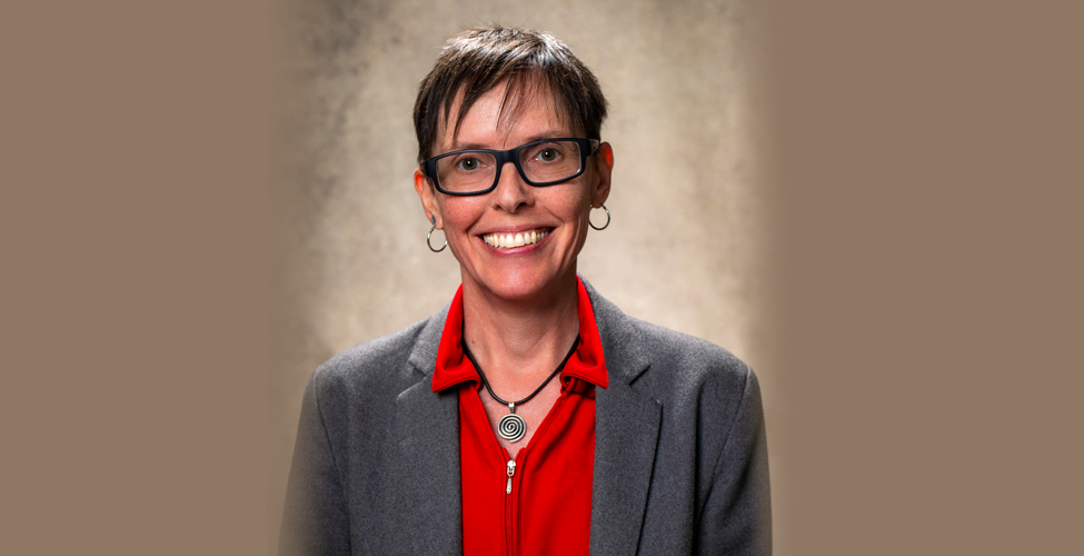 Dr. Liz Csikar